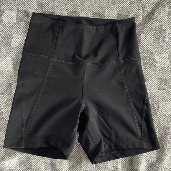 Girlfriend Collective High Rise Run Short - Picture 2 of 6